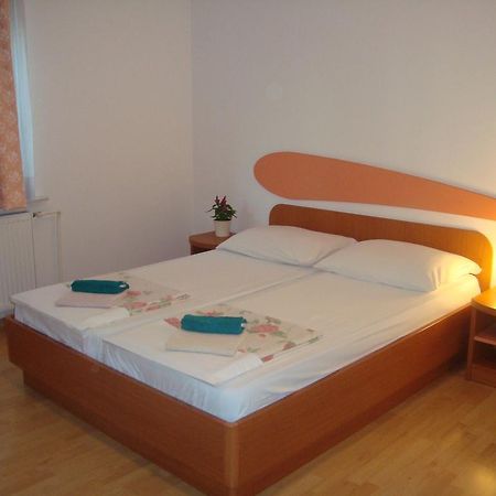 Guesthouse Koprivec Любляна Экстерьер фото