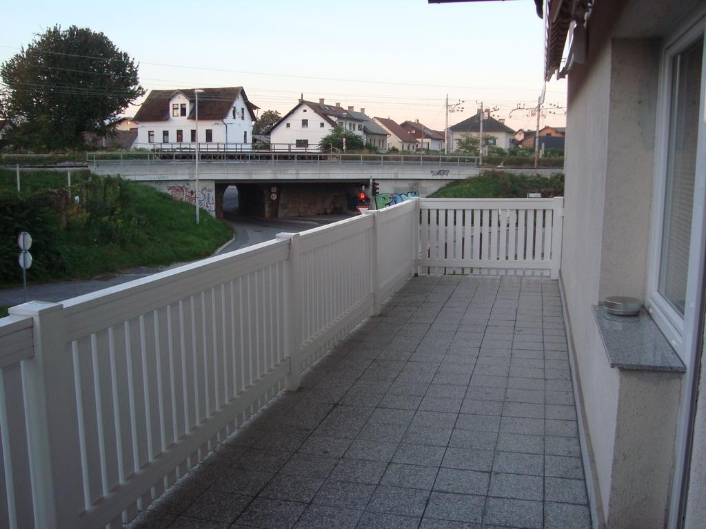 Guesthouse Koprivec Любляна Экстерьер фото