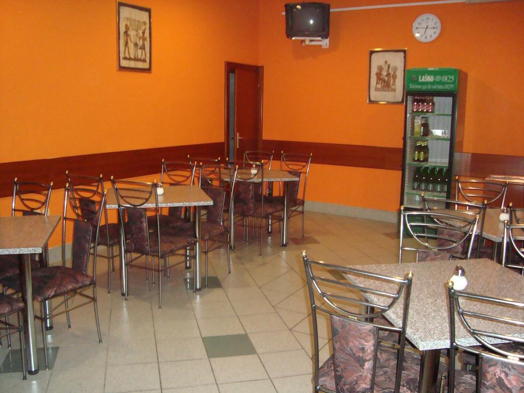 Guesthouse Koprivec Любляна Экстерьер фото