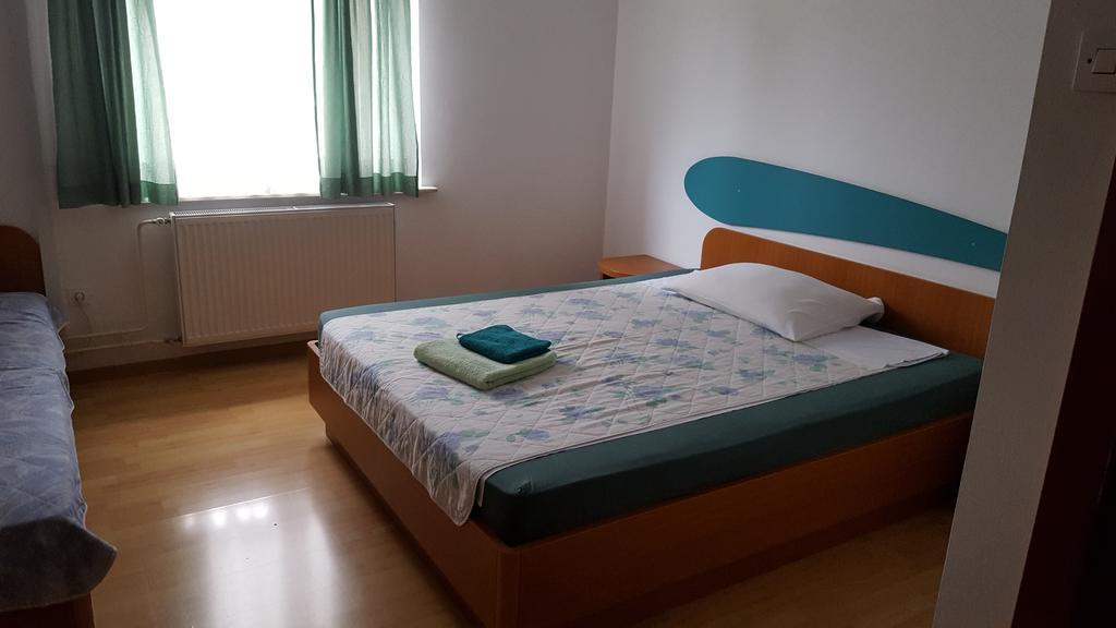 Guesthouse Koprivec Любляна Экстерьер фото